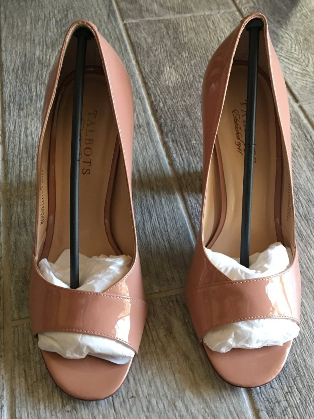 Talbots Lori4 Cameo Rose Patent Leather Peep-toe Pumps, Size 8.5B (NIB)